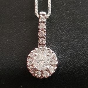 Diamond pendant